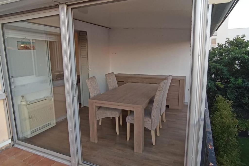 Appartement En Bord De Plage - A 50 M De La Mer Canet-en-Roussillon Zewnętrze zdjęcie